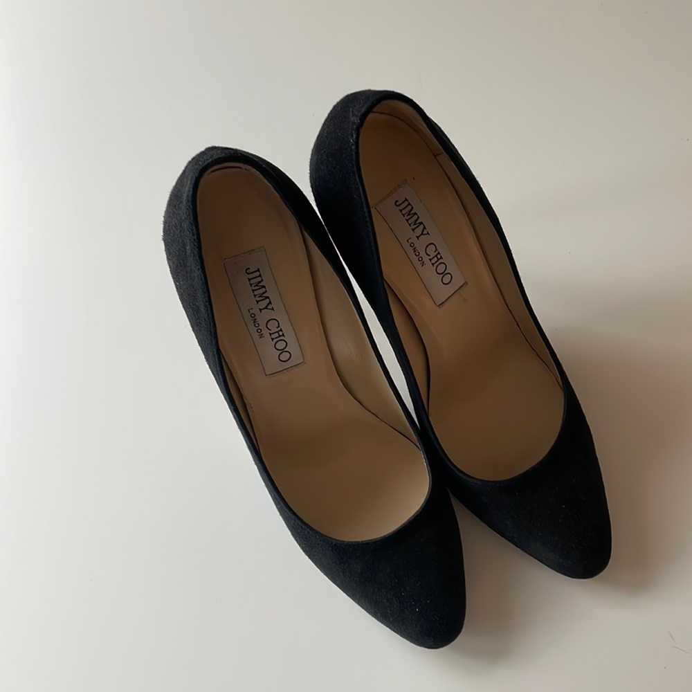 Jimmy Choo black Suede Pumps
